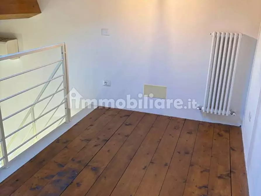 Immagine 11 di Villetta a schiera in vendita  a Cascina