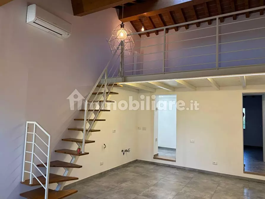 Immagine 1 di Villetta a schiera in vendita  a Cascina