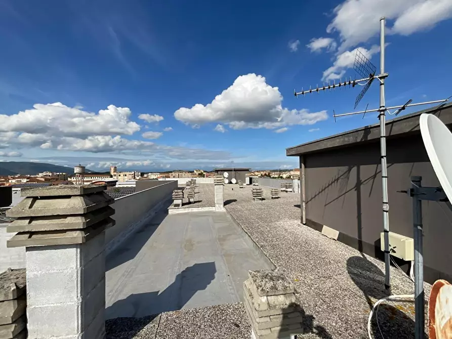 Immagine 36 di Appartamento in vendita  a Pontedera