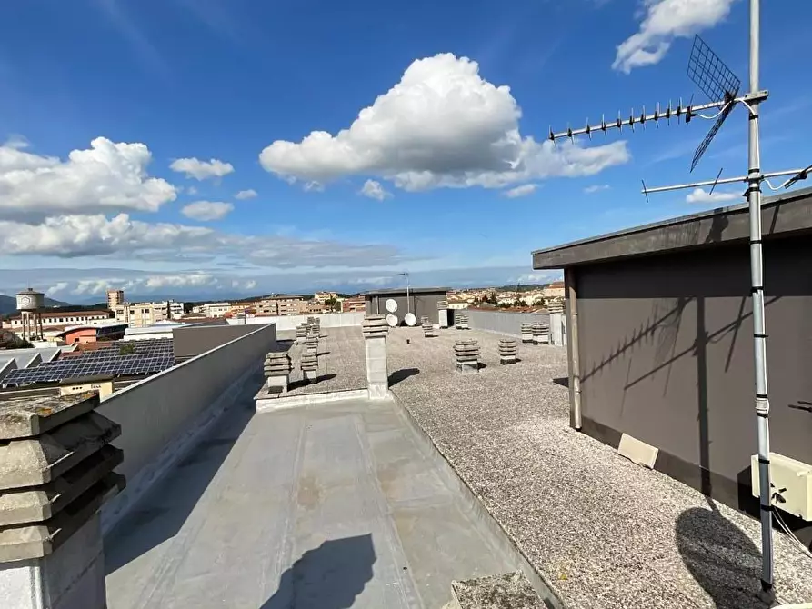 Immagine 35 di Appartamento in vendita  a Pontedera