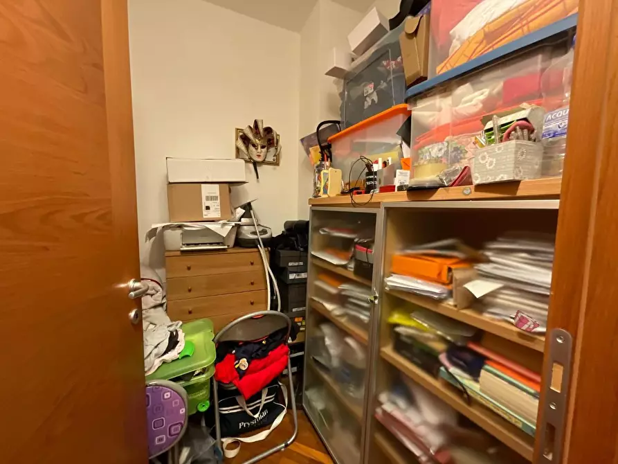 Immagine 23 di Appartamento in vendita  a Pontedera