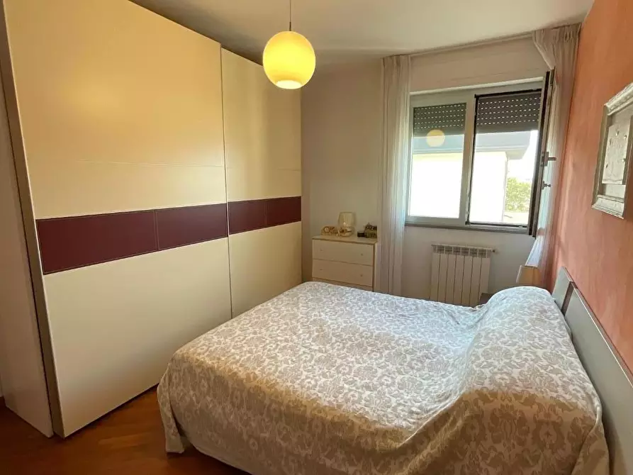 Immagine 17 di Appartamento in vendita  a Pontedera