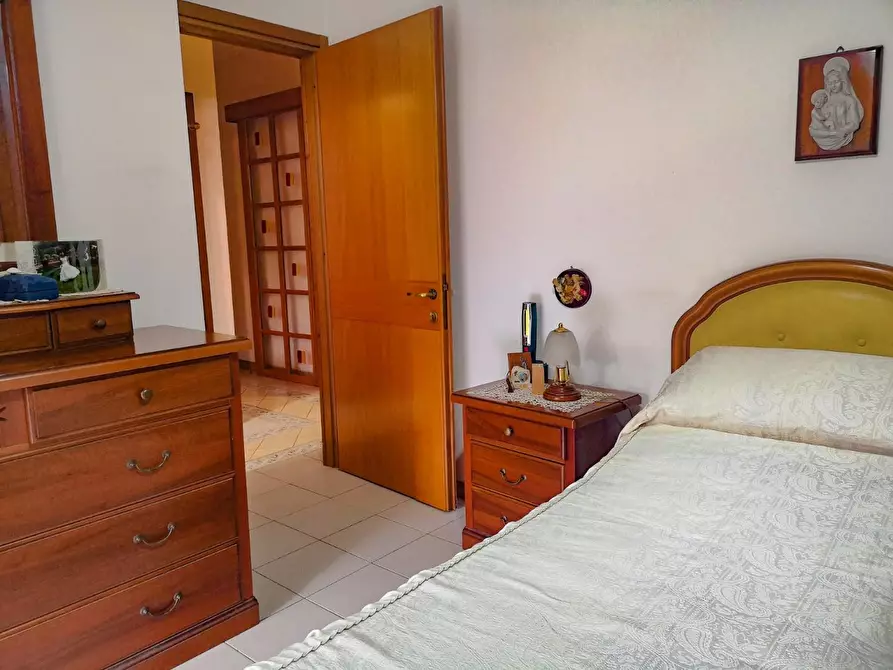 Immagine 21 di Appartamento in vendita  a Massa