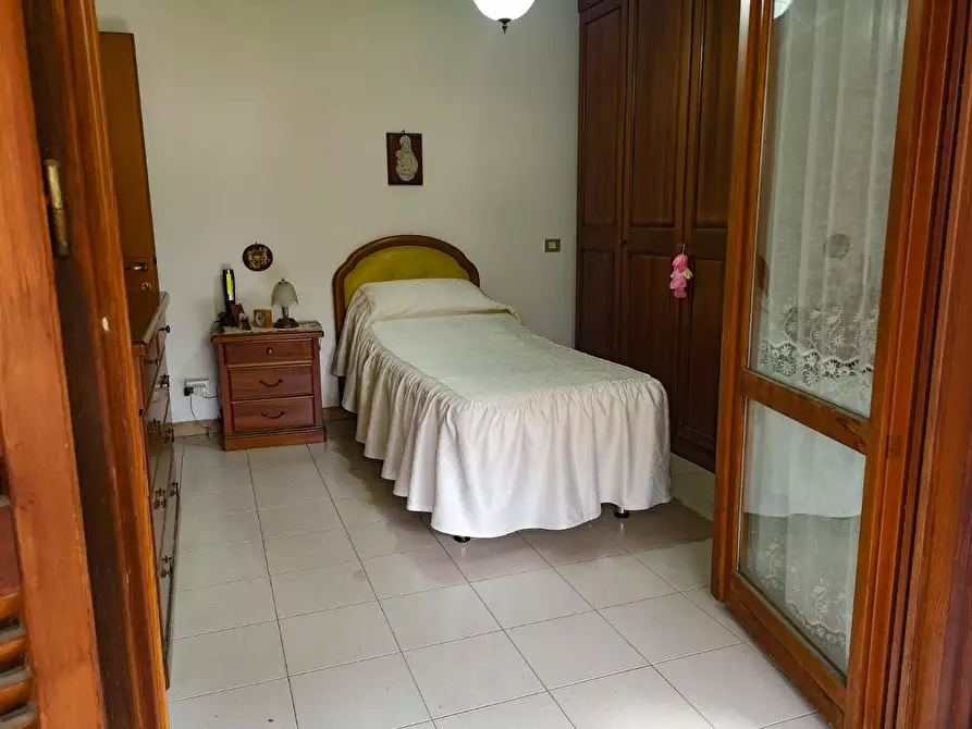 Immagine 22 di Appartamento in vendita  a Massa