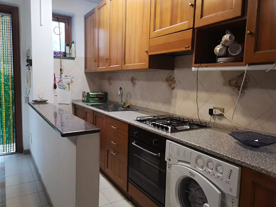 Immagine 12 di Appartamento in vendita  a Massa