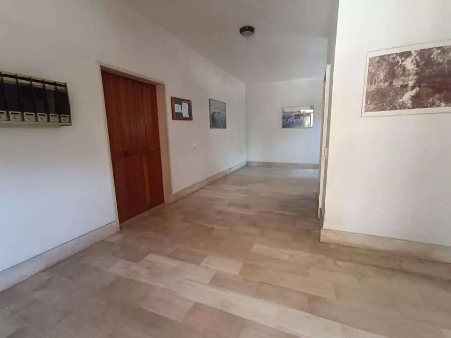 Immagine 6 di Appartamento in vendita  a Taranto