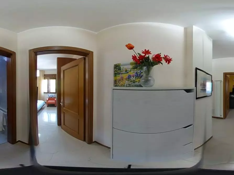 Immagine 36 di Appartamento in vendita  a Taranto