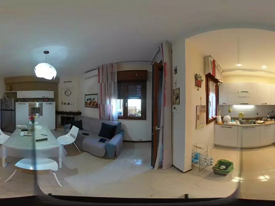 Immagine 37 di Appartamento in vendita  a Taranto