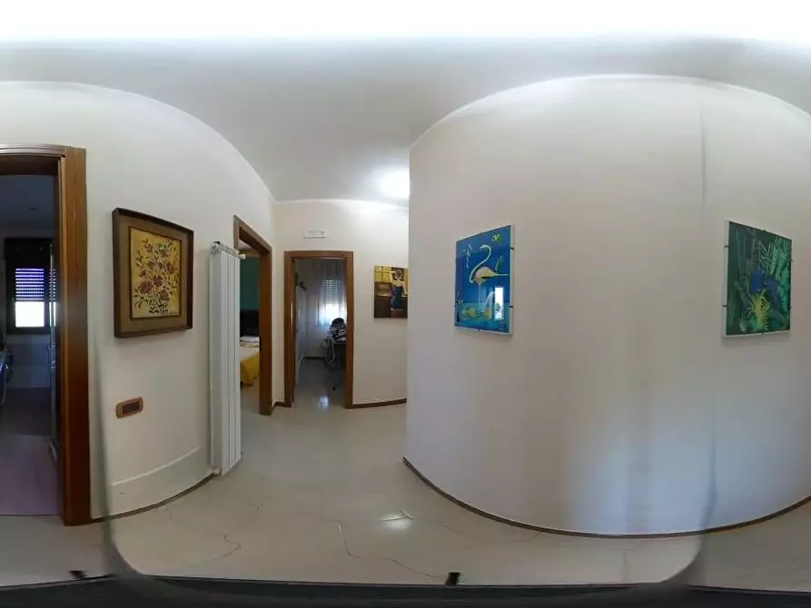 Immagine 41 di Appartamento in vendita  a Taranto