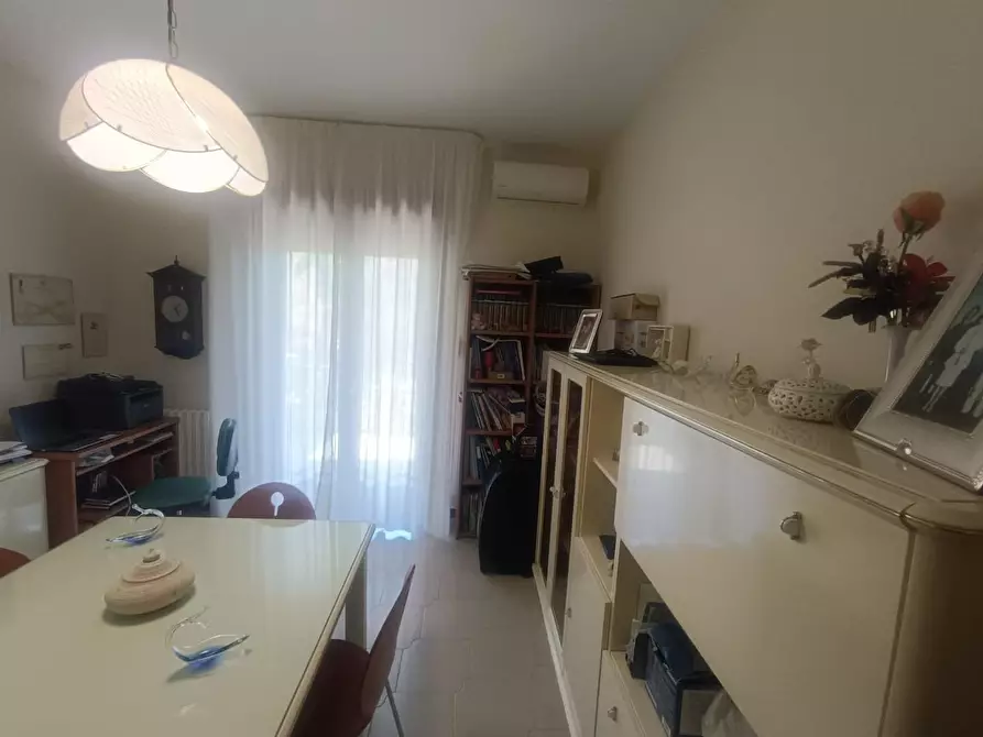 Immagine 21 di Appartamento in vendita  a Taranto