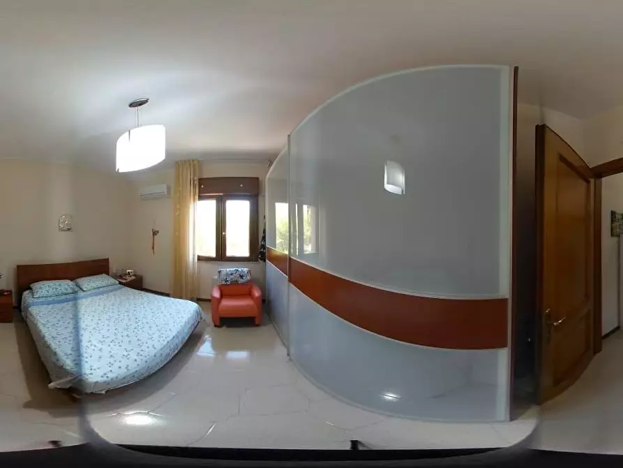 Immagine 38 di Appartamento in vendita  a Taranto