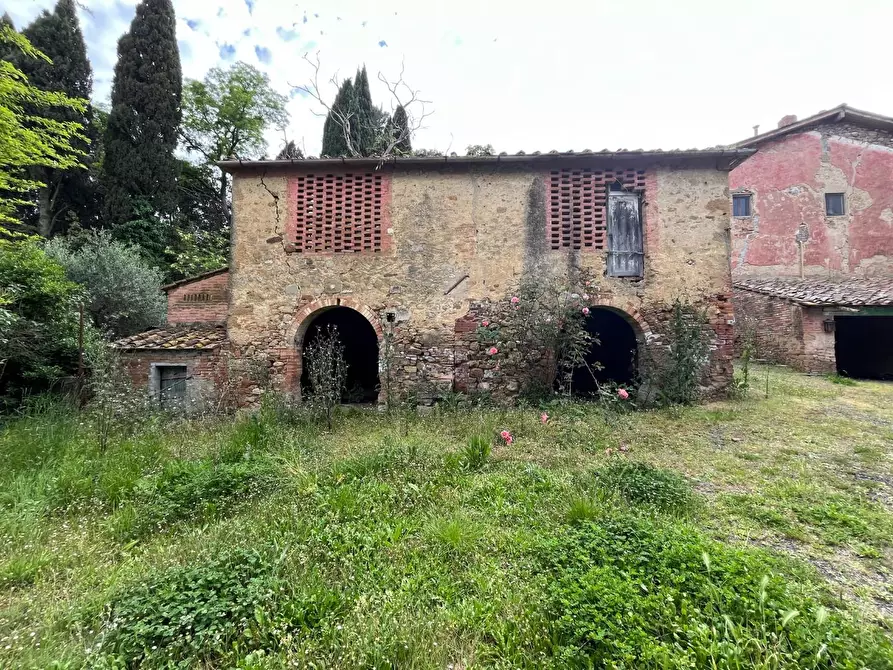 Immagine 10 di Villa in vendita  a Volterra