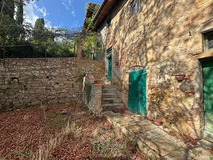 Immagine 7 di Villa in vendita  a Volterra