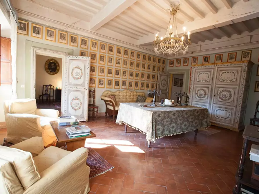 Immagine 24 di Villa in vendita  a Volterra