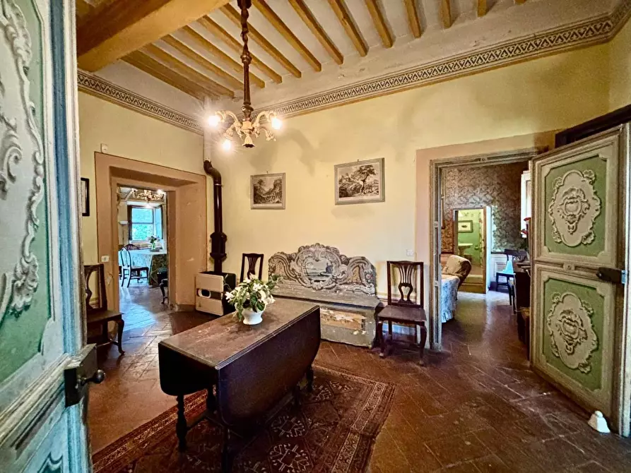 Immagine 38 di Villa in vendita  a Volterra