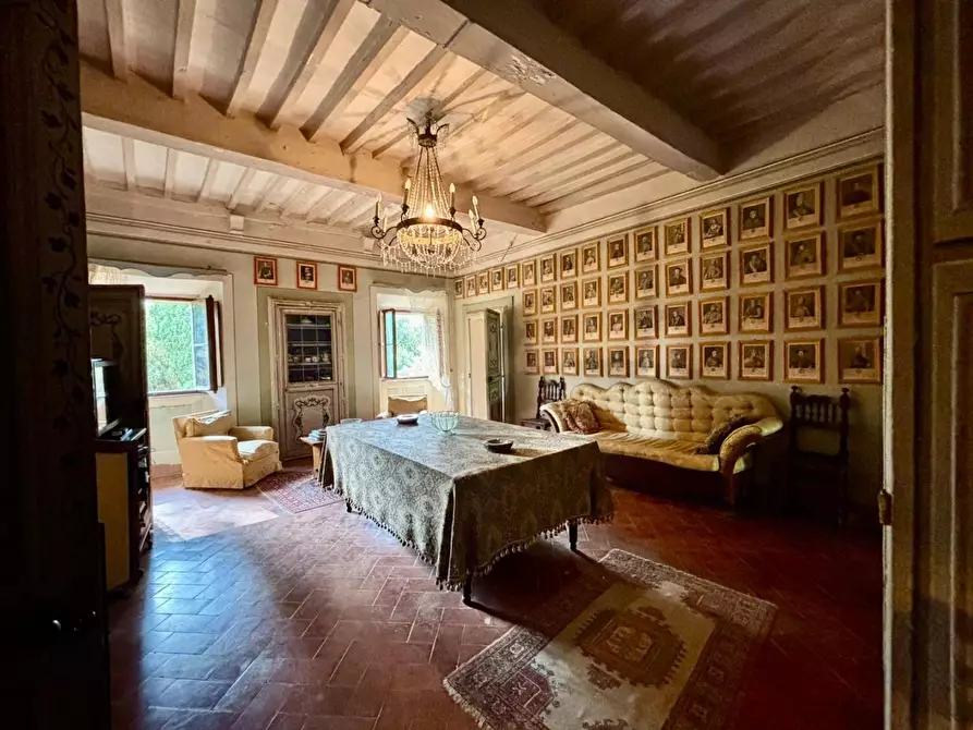 Immagine 34 di Villa in vendita  a Volterra