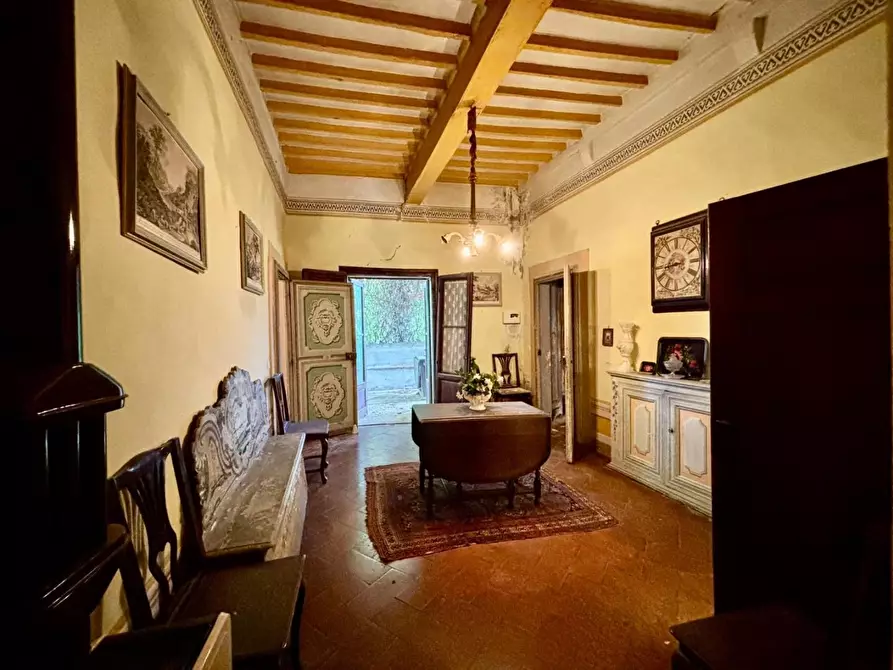 Immagine 41 di Villa in vendita  a Volterra