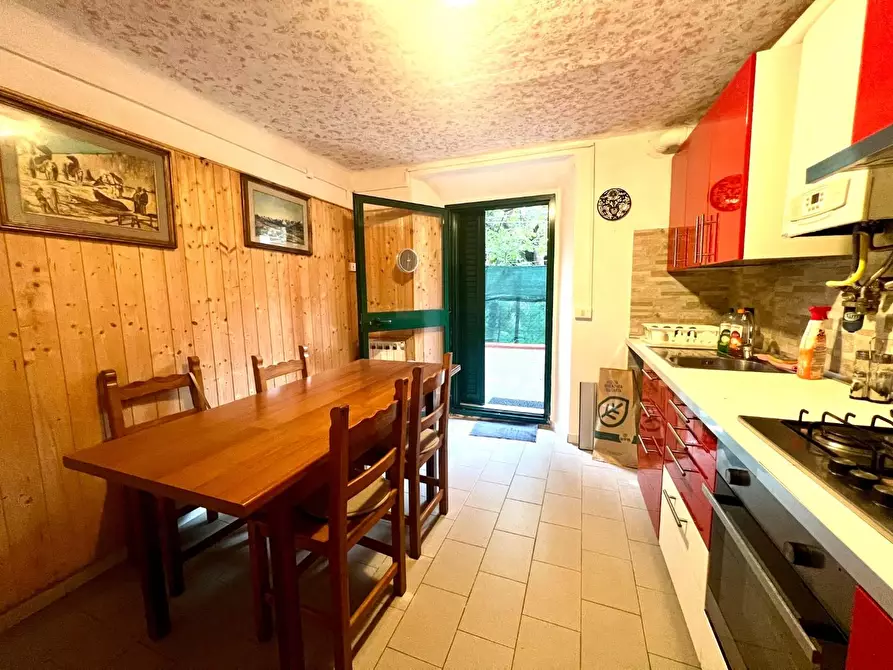 Immagine 2 di Appartamento in vendita  a Pisa