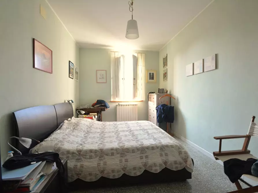 Immagine 14 di Appartamento in vendita  a Lucca