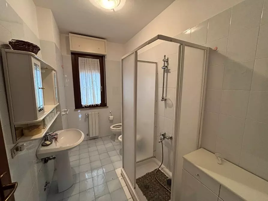 Immagine 10 di Appartamento in vendita  a Calci