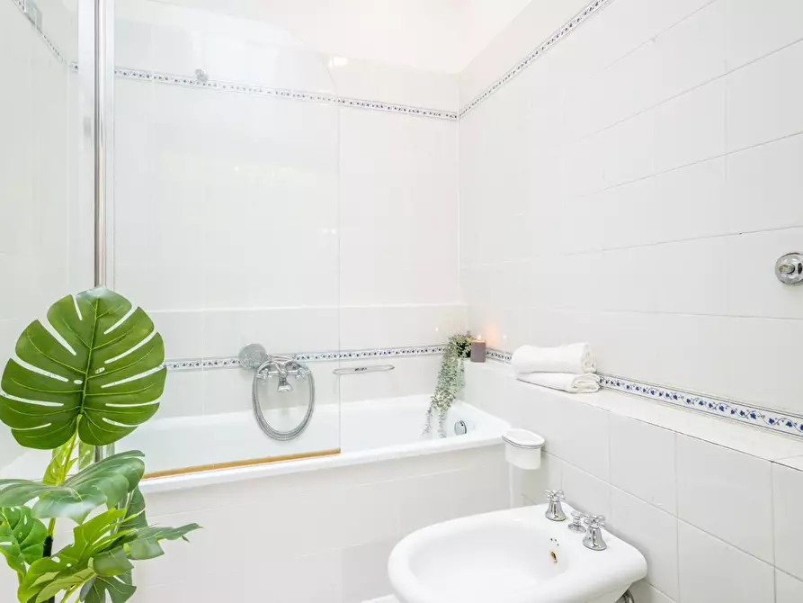 Immagine 26 di Appartamento in vendita  a Vicopisano