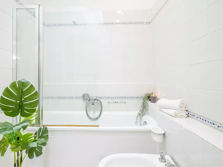 Immagine 27 di Appartamento in vendita  a Vicopisano