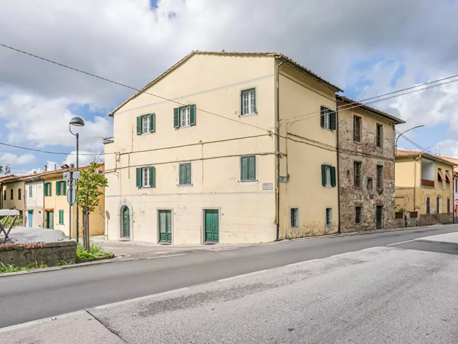 Immagine 37 di Appartamento in vendita  a Vicopisano