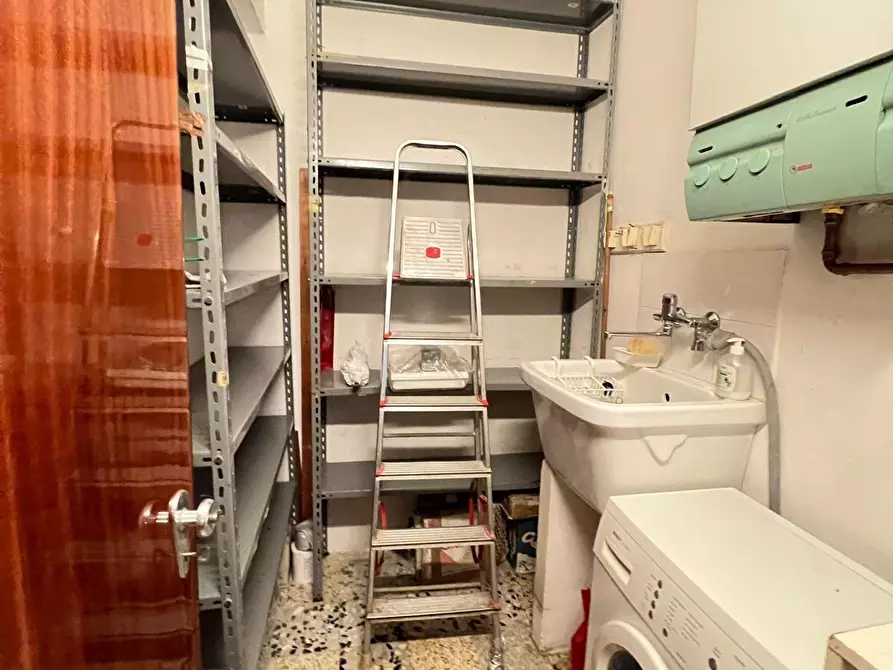 Immagine 11 di Appartamento in vendita  a Poggibonsi