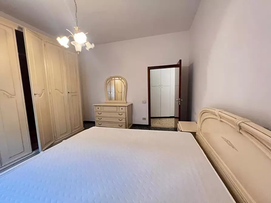 Immagine 17 di Appartamento in vendita  a Poggibonsi