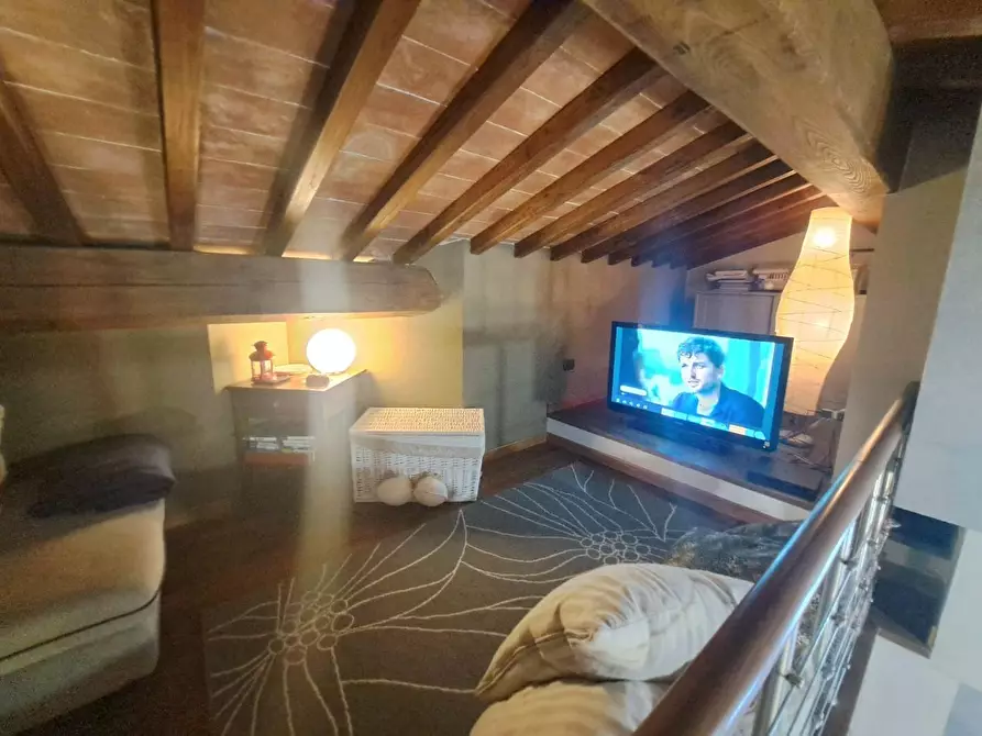 Immagine 10 di Appartamento in vendita  a Vinci