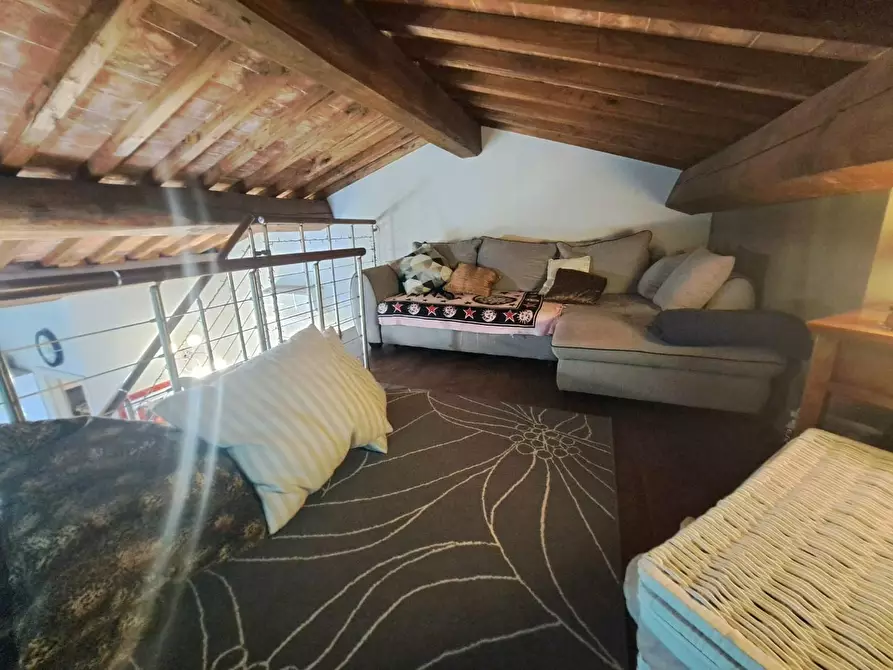 Immagine 13 di Appartamento in vendita  a Vinci