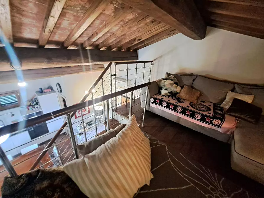 Immagine 12 di Appartamento in vendita  a Vinci