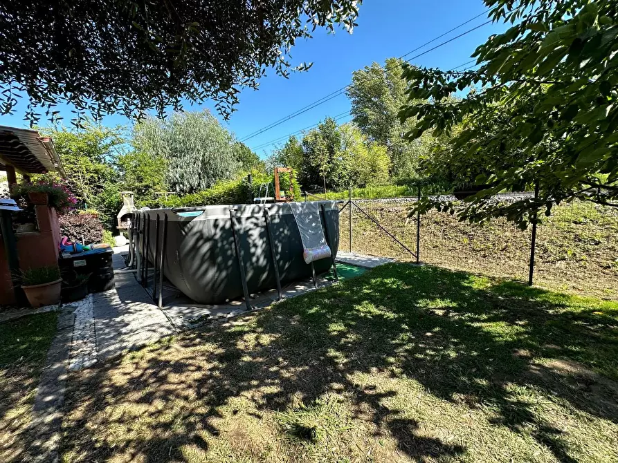 Immagine 48 di Rustico / casale in vendita  a Capannori