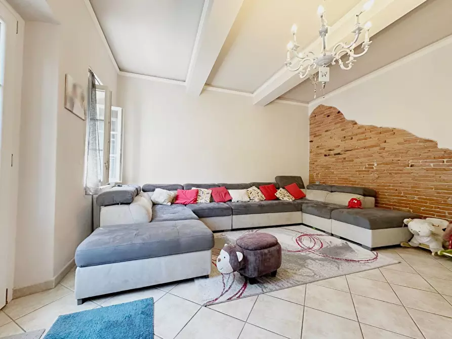 Immagine 2 di Rustico / casale in vendita  a Capannori