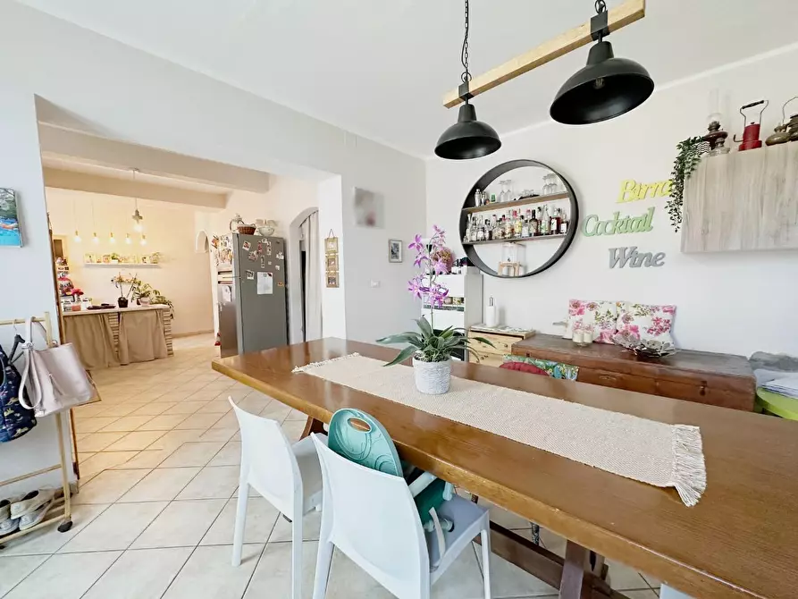 Immagine 8 di Rustico / casale in vendita  a Capannori