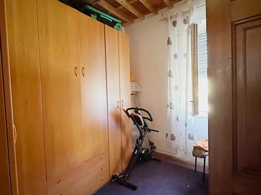 Immagine 33 di Rustico / casale in vendita  a Capannori