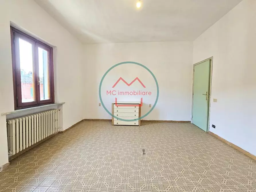 Immagine 22 di Appartamento in vendita  a Uzzano