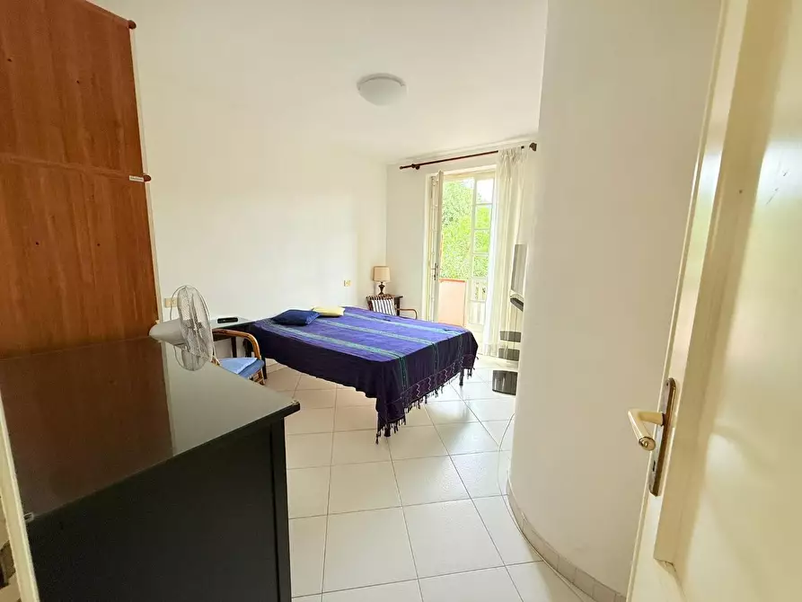 Immagine 14 di Casa bifamiliare in vendita  a Massa