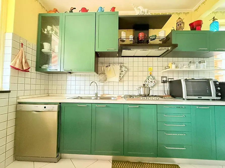 Immagine 17 di Casa bifamiliare in vendita  a Massa