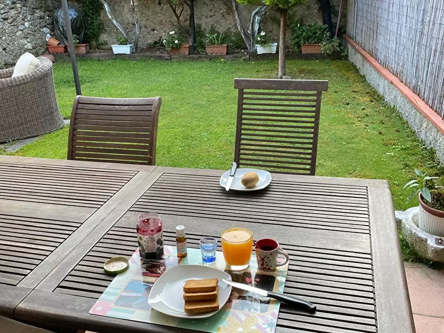 Immagine 2 di Appartamento in affitto  a Massa