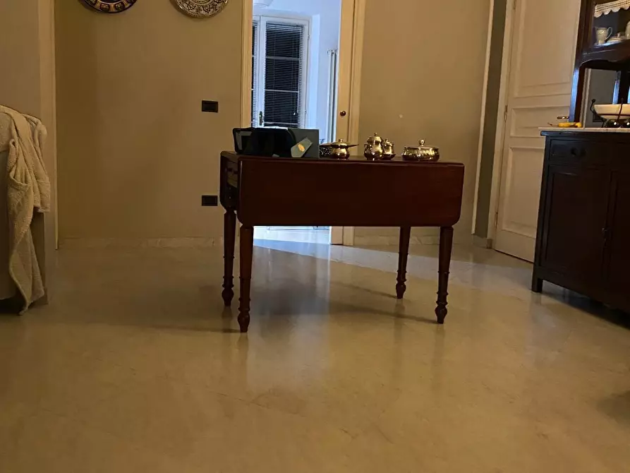 Immagine 6 di Appartamento in affitto  a Massa