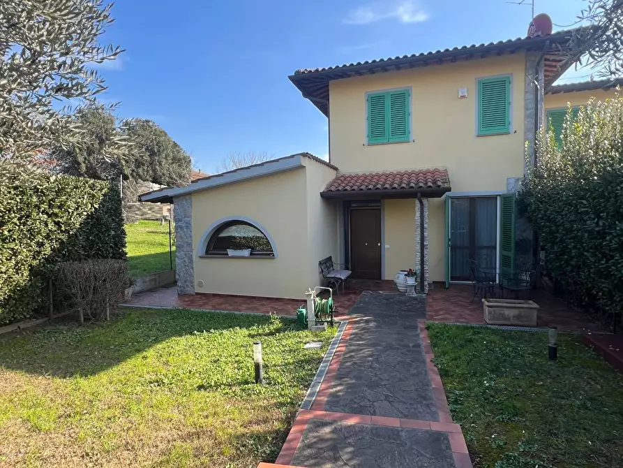 Immagine 5 di Villetta a schiera in vendita  a Montelupo Fiorentino