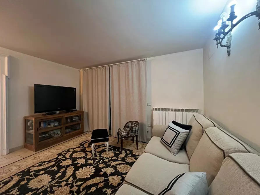 Immagine 10 di Villetta a schiera in vendita  a Montelupo Fiorentino