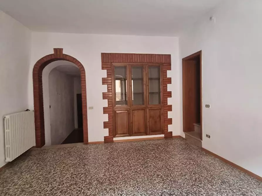 Immagine 38 di Appartamento in vendita  a Colle Di Val D'elsa