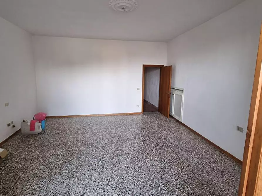 Immagine 15 di Appartamento in vendita  a Colle Di Val D'elsa