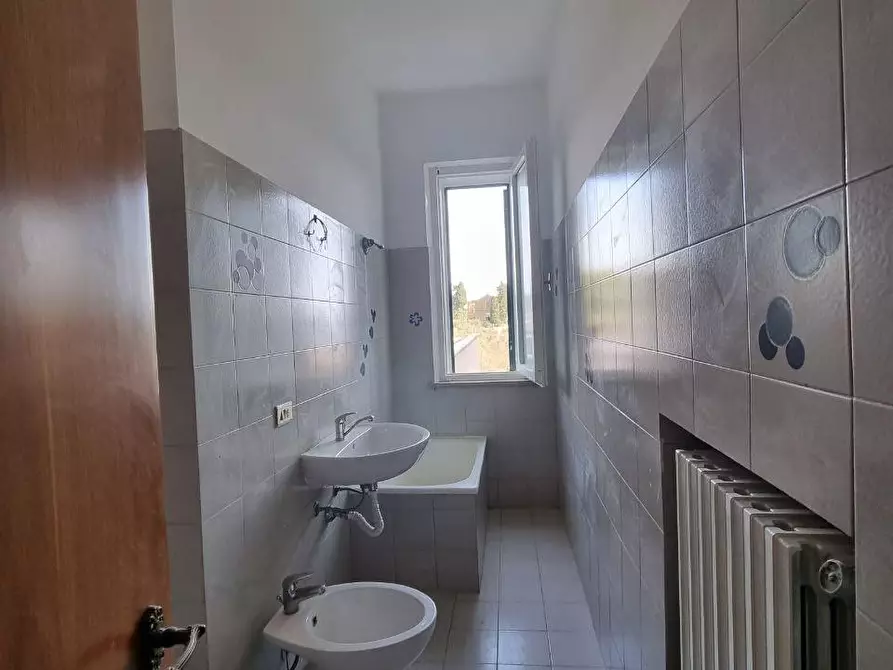 Immagine 16 di Appartamento in vendita  a Colle Di Val D'elsa