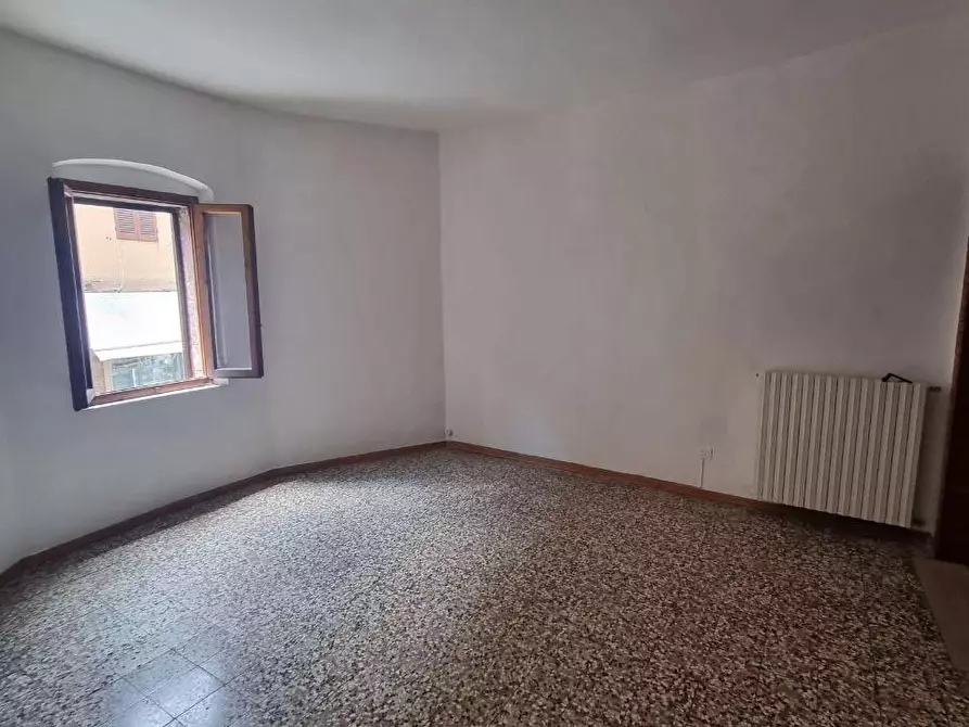 Immagine 34 di Appartamento in vendita  a Colle Di Val D'elsa