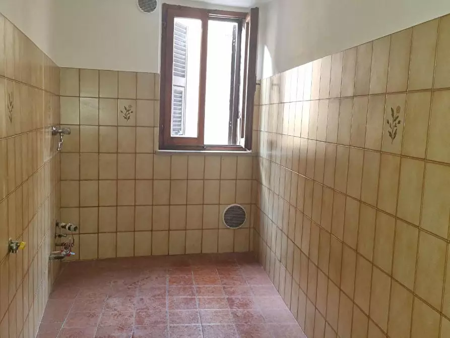 Immagine 5 di Appartamento in vendita  a Colle Di Val D'elsa