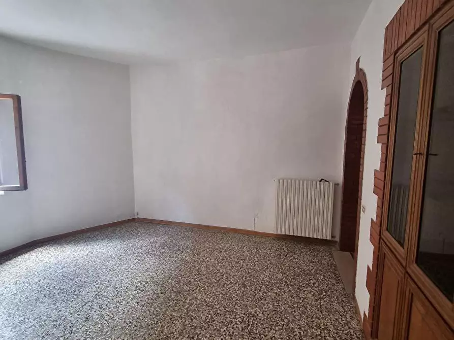 Immagine 33 di Appartamento in vendita  a Colle Di Val D'elsa