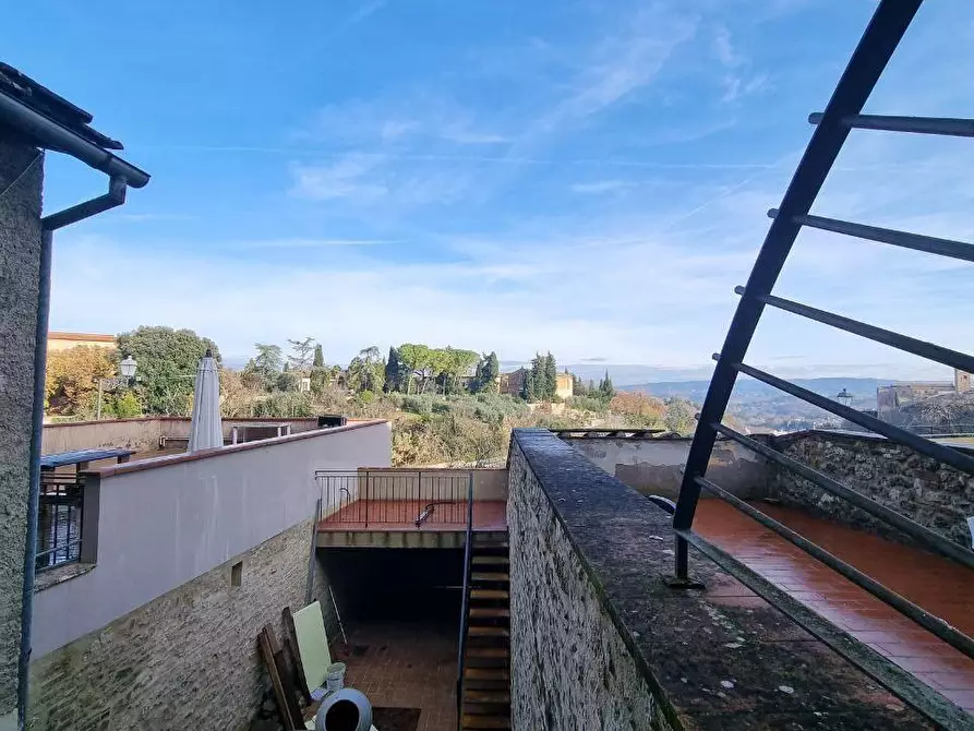 Immagine 13 di Appartamento in vendita  a Colle Di Val D'elsa